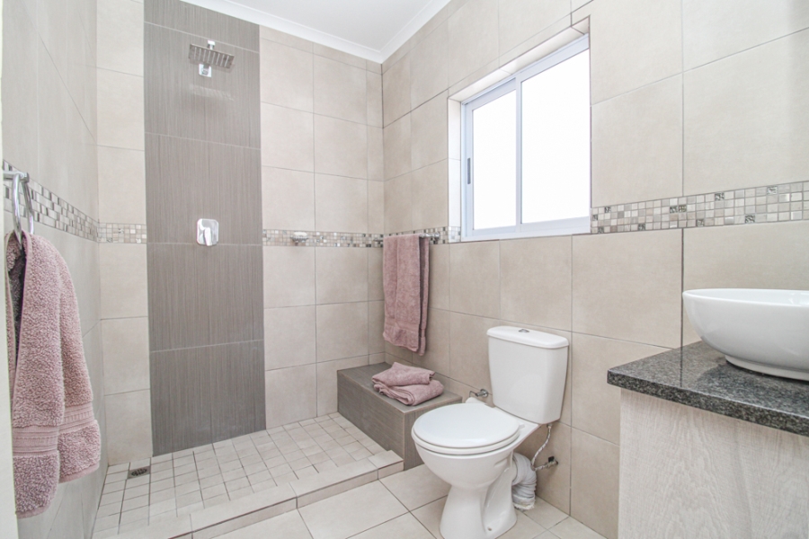 3 Bedroom Property for Sale in Beacon Bay Eastern Cape